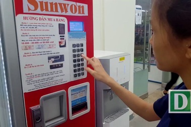 Máy bán hàng tự động lần đầu tiên xuất hiện tại Việt Nam