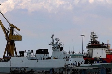 Trung Quốc điều thêm một tàu hộ vệ tên lửa tiến ra Biển Đông