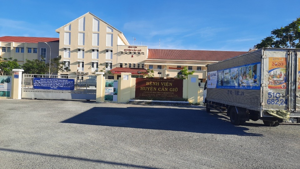 Qui Phúc lắp thêm giường cho bệnh viện chuyên trị Covid-19 Cần Giờ - 1 Qui Phúc lắp thêm giường cho bệnh viện chuyên trị Covid-19 Cần Giờ - 1