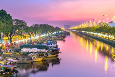 D-Aqua: "Vũ điệu sống" trên Bến Hoa