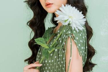 Bộ sưu tập thời trang công sở mùa hè mới nhất dành cho phái đẹp của La Mia