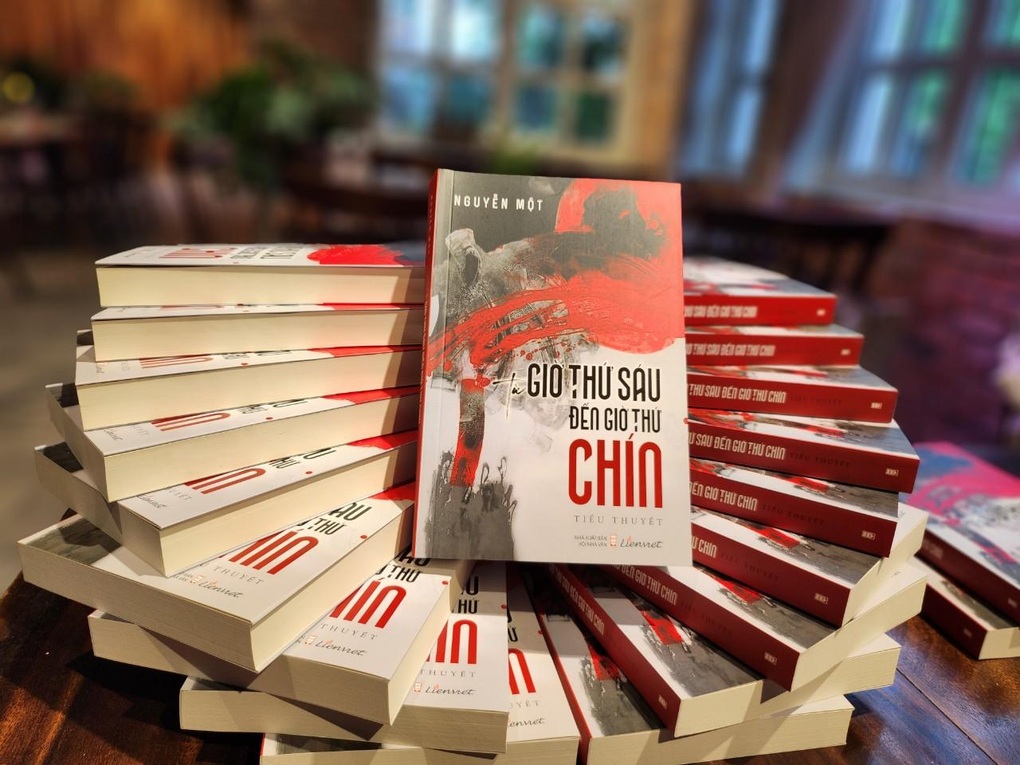 Nhà văn Nguyễn Một ra mắt cuốn tiểu thuyết về chiến tranh - 1