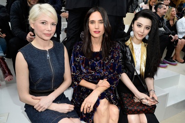 Dàn “sao” bự tới xem show của Louis Vuitton