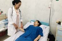 Suýt chết vì vỡ thai ngoài tử cung nhưng "nghĩ viêm dạ dày"