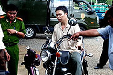 Cảnh cáo Phó giám đốc Công an tỉnh Bình Thuận