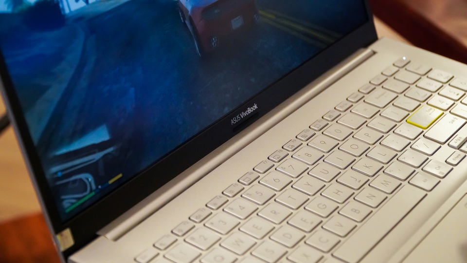 Laptop văn phòng có thể chơi được PUBG, GTA V? - 10 Laptop văn phòng có thể chơi được PUBG, GTA V? - 10