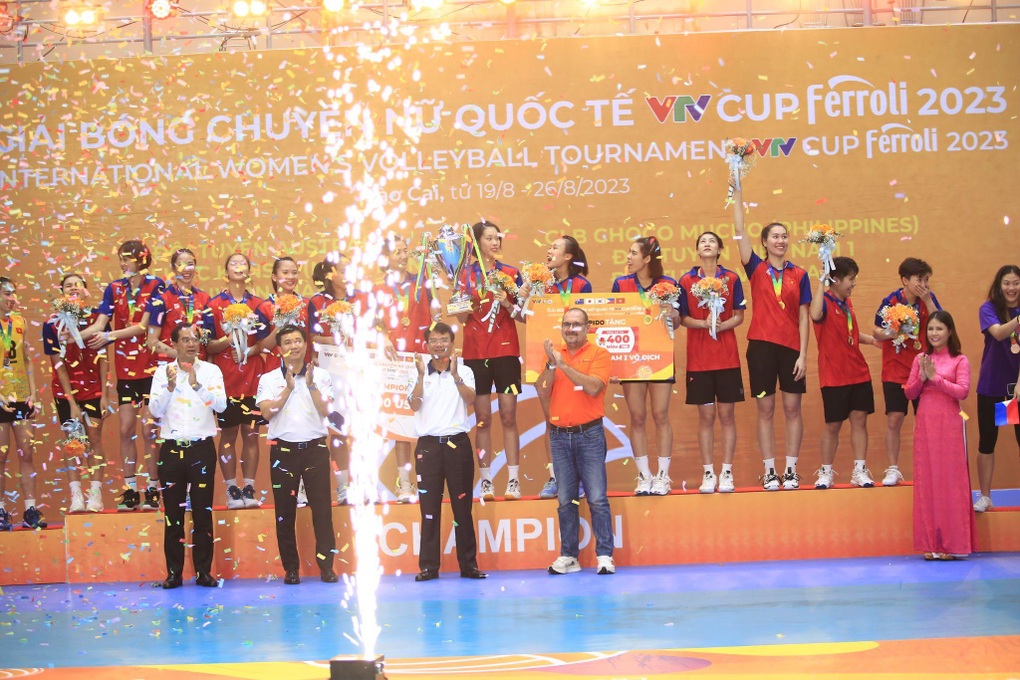 Thương hiệu Rapido trao thưởng 400 triệu đồng cho đội vô địch VTV Cup Ferroli 2023 - 1 Thương hiệu Rapido trao thưởng 400 triệu đồng cho đội vô địch VTV Cup Ferroli 2023 - 1