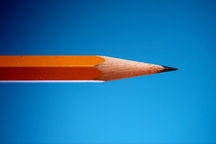 Nam sinh 8 tuổi thủng trực tràng vì trò nghịch của bạn