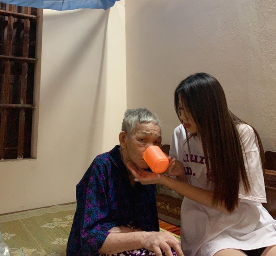 Cuộc sống đời thường giản dị của tân Hoa hậu Việt Nam 2020 - Đỗ Thị Hà - 7 Cuộc sống đời thường giản dị của tân Hoa hậu Việt Nam 2020 - Đỗ Thị Hà - 7