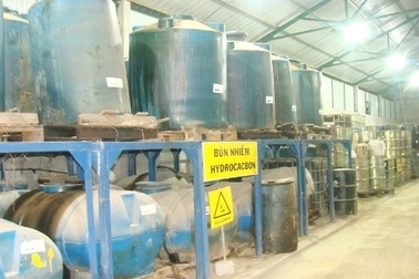 Vụ dân chặn xe rác: Xử lý chất thải nguy hại bằng công nghệ không chôn lấp