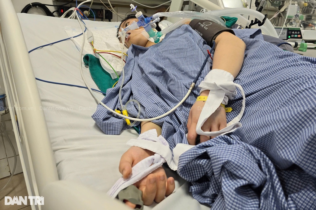 Bác sĩ kêu gọi cứu mẹ đơn thân không có Bảo hiểm y tế, nguy kịch tính mạng - 4 Bác sĩ kêu gọi cứu mẹ đơn thân không có Bảo hiểm y tế, nguy kịch tính mạng - 4
