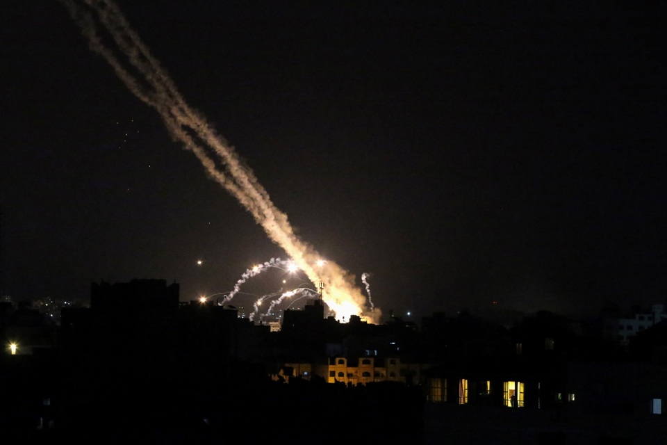 Israel bác tin dùng vũ khí hóa học phốt pho trắng tại chảo lửa Gaza - 1 Israel bác tin dùng vũ khí hóa học phốt pho trắng tại chảo lửa Gaza - 1