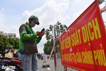Vũng Tàu không cho đi làm bằng xe 2 bánh, shipper phải có giấy xét nghiệm