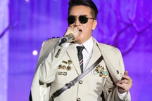 Sở Văn hóa Hà Nội yêu cầu Đàm Vĩnh Hưng cam kết về trang phục biểu diễn