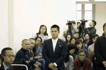 Phúc thẩm vụ Tuần Châu kiện Việt Tú, đạo diễn Hoàng Nhật Nam mong được có mặt