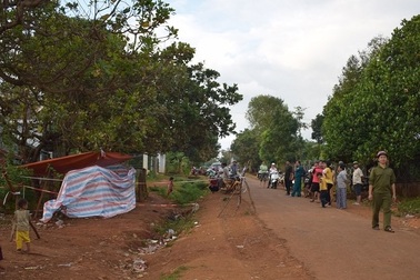 Bị đâm chết vì... đốt râu bạn nhậu