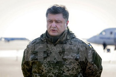 Tổng thống Ukraine ký luật trao quy chế đặc biệt cho miền Đông