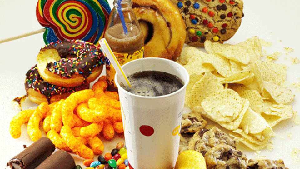 Dùng nhiều đường fructose có thể dẫn đến gan nhiễm mỡ - 1 Dùng nhiều đường fructose có thể dẫn đến gan nhiễm mỡ - 1