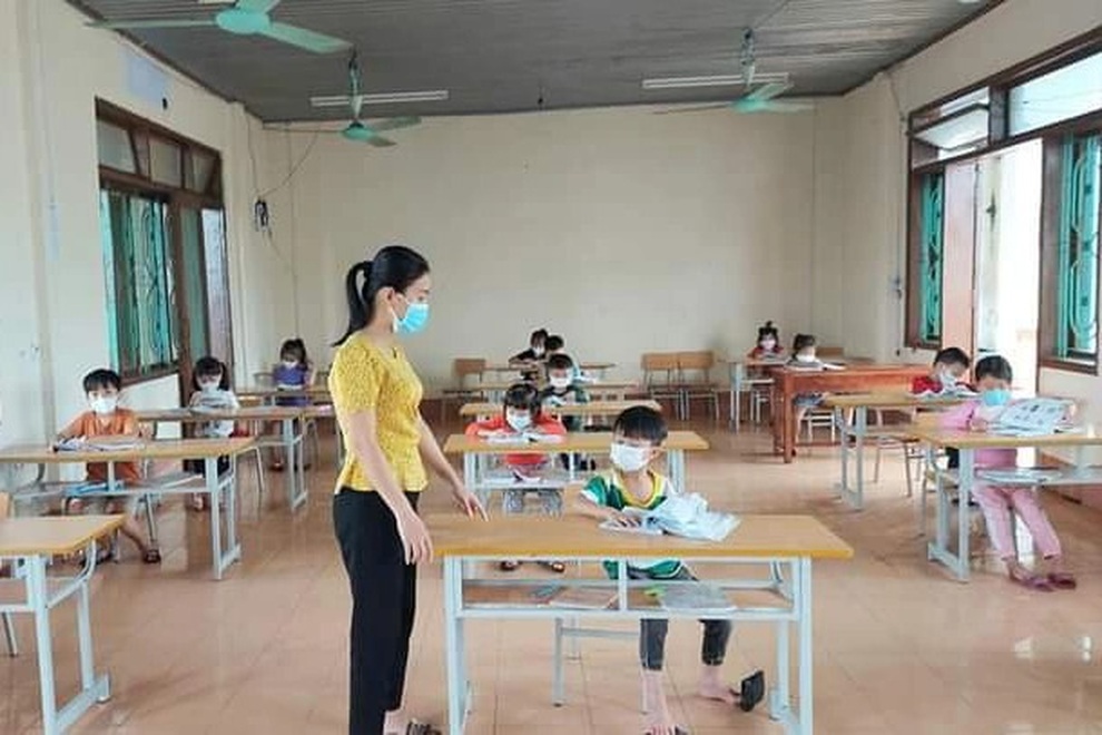 Giọt nước mắt của cô giáo lớp 1 trong khu cách ly - 2 Giọt nước mắt của cô giáo lớp 1 trong khu cách ly - 2