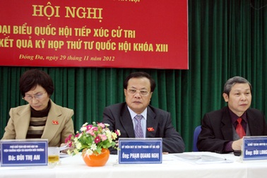 Lấy phiếu tín nhiệm, cán bộ “hết đường” né tránh, đùn đẩy