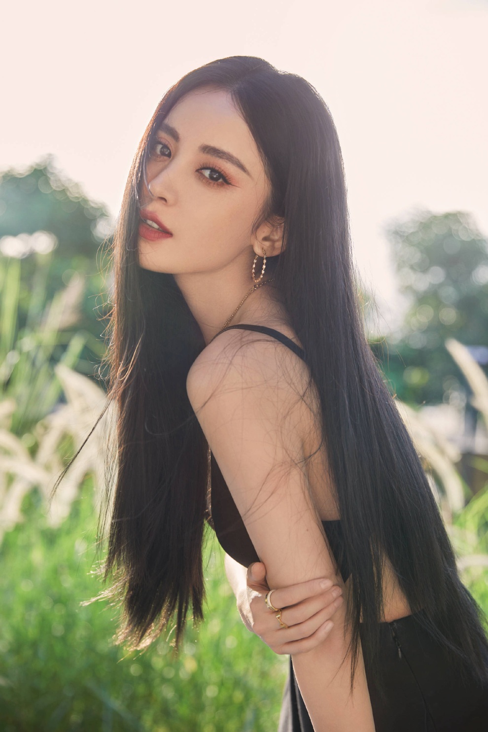 Cổ Lực Na Trát khát khao bứt phá khỏi mác bình hoa di động - 1 Cổ Lực Na Trát khát khao bứt phá khỏi mác bình hoa di động - 1