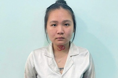 Thiếu nữ ra đầu thú sau khi bị truy nã tội Giết người ở Tây Ninh