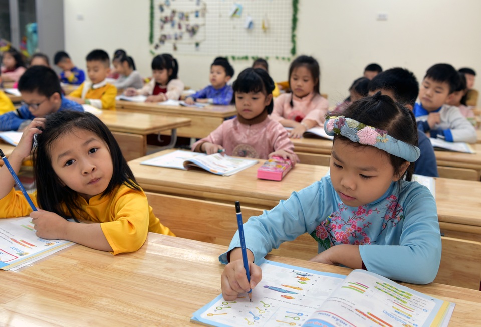 Những nhóc tì nhí nhảnh trong Tuần lễ áo dài - 3 Những nhóc tì nhí nhảnh trong Tuần lễ áo dài - 3