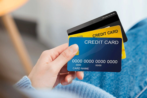 Vụ vay 8,5 triệu thành nợ 8,8 tỷ đồng: Hiểu sao cho đúng về thẻ tín dụng?