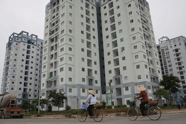 Thứ trưởng Bộ Xây dựng: Không phải giá nhà cao mà lương quá thấp!