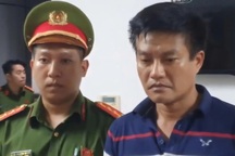 Vụ máy hỏng vẫn kê khai tán sỏi hàng trăm ca: Khởi tố, bắt 2 bác sĩ