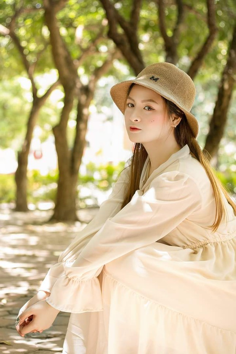 Con gái càng biết nhiều càng... khổ? - 2 Con gái càng biết nhiều càng... khổ? - 2