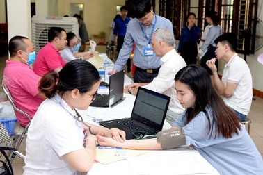 Trường ĐH Kinh tế quốc dân phát động tuần lễ Hiến máu nhân đạo