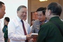 Tổng Bí thư Tô Lâm gặp gỡ cựu chiến binh Chiến dịch Hồ Chí Minh