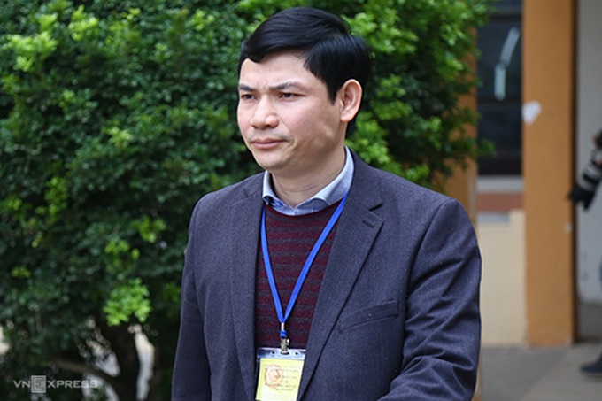 Nguyên phó khoa Hoàng Công Tình. Ảnh: Phạm Dự.