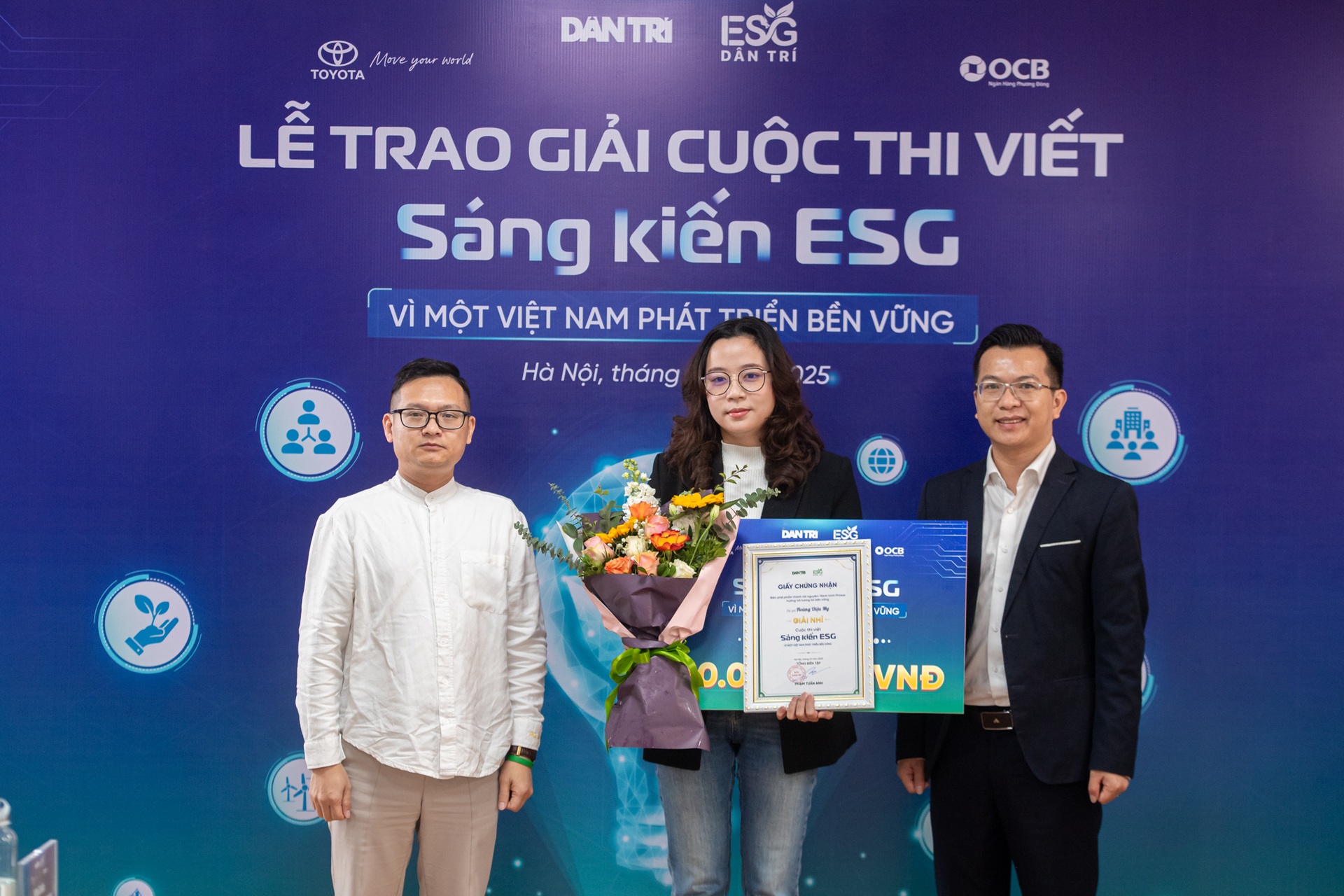 Trao giải cuộc thi viết Sáng kiến ESG vì một Việt Nam phát triển bền vững - 8 Trao giải cuộc thi viết Sáng kiến ESG vì một Việt Nam phát triển bền vững - 8