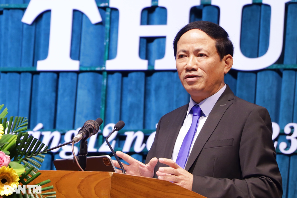 Chủ tịch tỉnh Bình Định: Du lịch vẫn là ngành kinh tế mũi nhọn - 1 Chủ tịch tỉnh Bình Định: Du lịch vẫn là ngành kinh tế mũi nhọn - 1