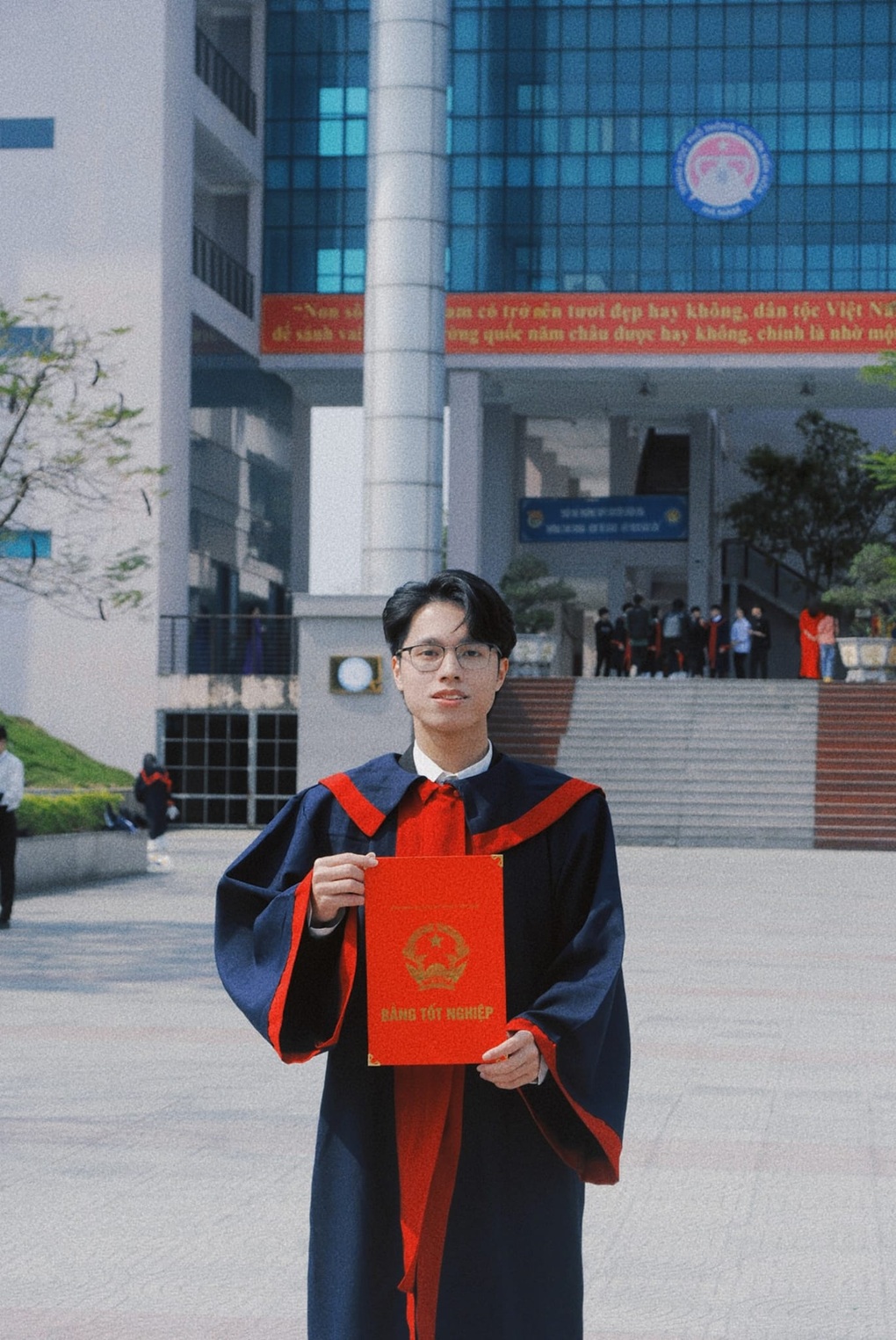Nam học sinh giỏi cấp quốc gia vào đại học bằng học bổng toàn phần - 1 Nam học sinh giỏi cấp quốc gia vào đại học bằng học bổng toàn phần - 1