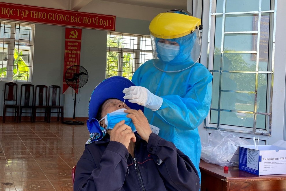 Đà Nẵng: Nữ thợ cắt tóc nhiễm SARS-CoV-2, chưa rõ nguồn lây - 1 Đà Nẵng: Nữ thợ cắt tóc nhiễm SARS-CoV-2, chưa rõ nguồn lây - 1