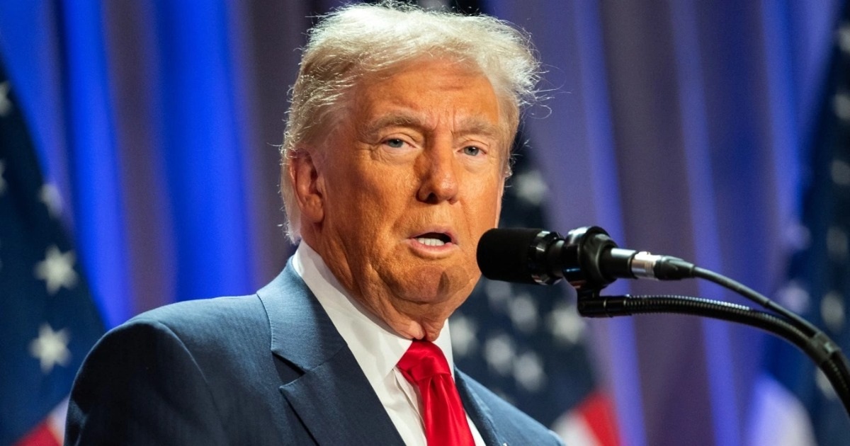 Chính trường Mỹ "nổi sóng" khi ông Trump úp mở về nhiệm kỳ tổng thống thứ 3