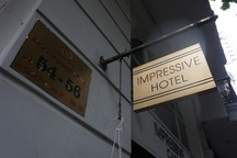 Thời Covid: Nữ đại gia kiếm đậm từ vàng, chủ khách sạn bán chuối, chạy taxi