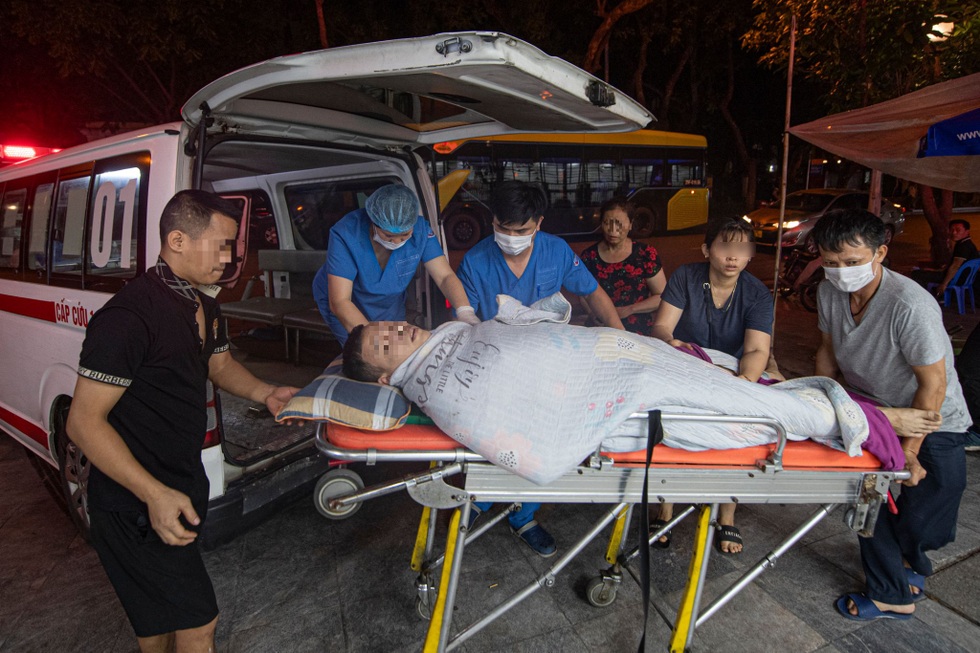 Đêm trắng 115: Trăm lần báo động và những chuyến xe thần tốc giữ mạng người