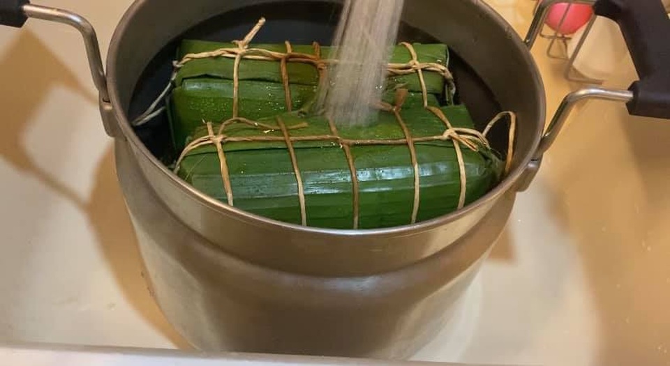 Đón tết Tân Sửu với món bánh chưng, bánh tét ngũ sắc - 6 Đón tết Tân Sửu với món bánh chưng, bánh tét ngũ sắc - 6
