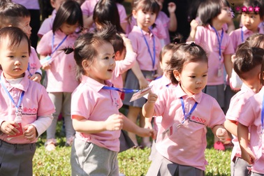Phương pháp Montessori đã ảnh hưởng đến giáo dục mầm non như thế nào?