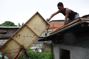 Philippines “gồng mình” chuẩn bị ứng phó siêu bão Mangkhut