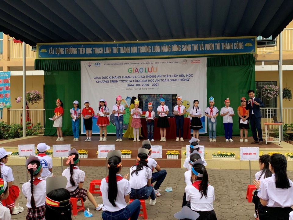 Toyota - 16 năm chung tay vì an toàn giao thông Việt Nam - 3 Toyota - 16 năm chung tay vì an toàn giao thông Việt Nam - 3
