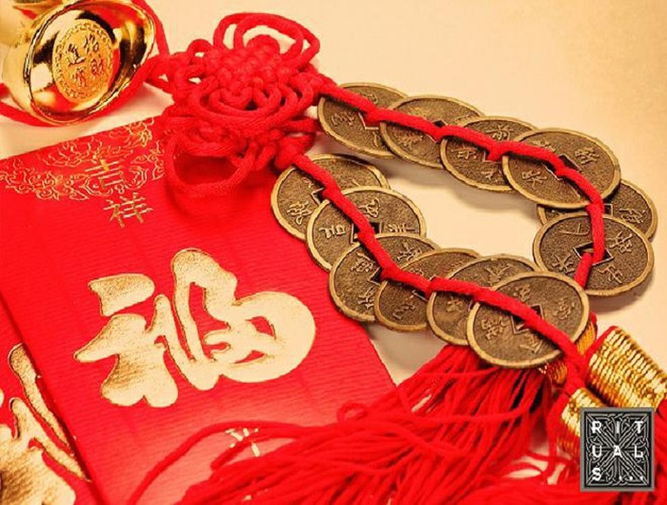 Truyền thống giả vờ từ chối nhận tiền lì xì dịp Tết - 1 Truyền thống giả vờ từ chối nhận tiền lì xì dịp Tết - 1