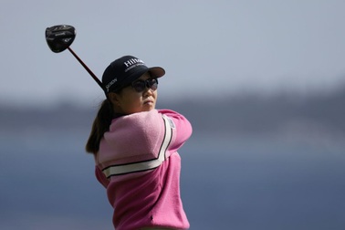 "Cánh chim lạ" người Nhật Bản dẫn đầu giải golf U.S Women's Open