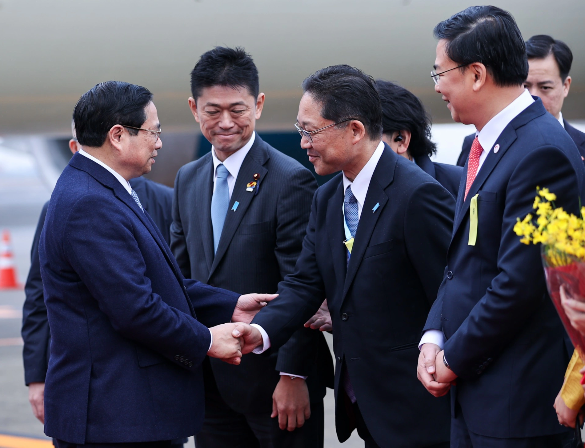 ファム・ミン・チン首相が東京に到着、日本での一連の活動を開始 - 3