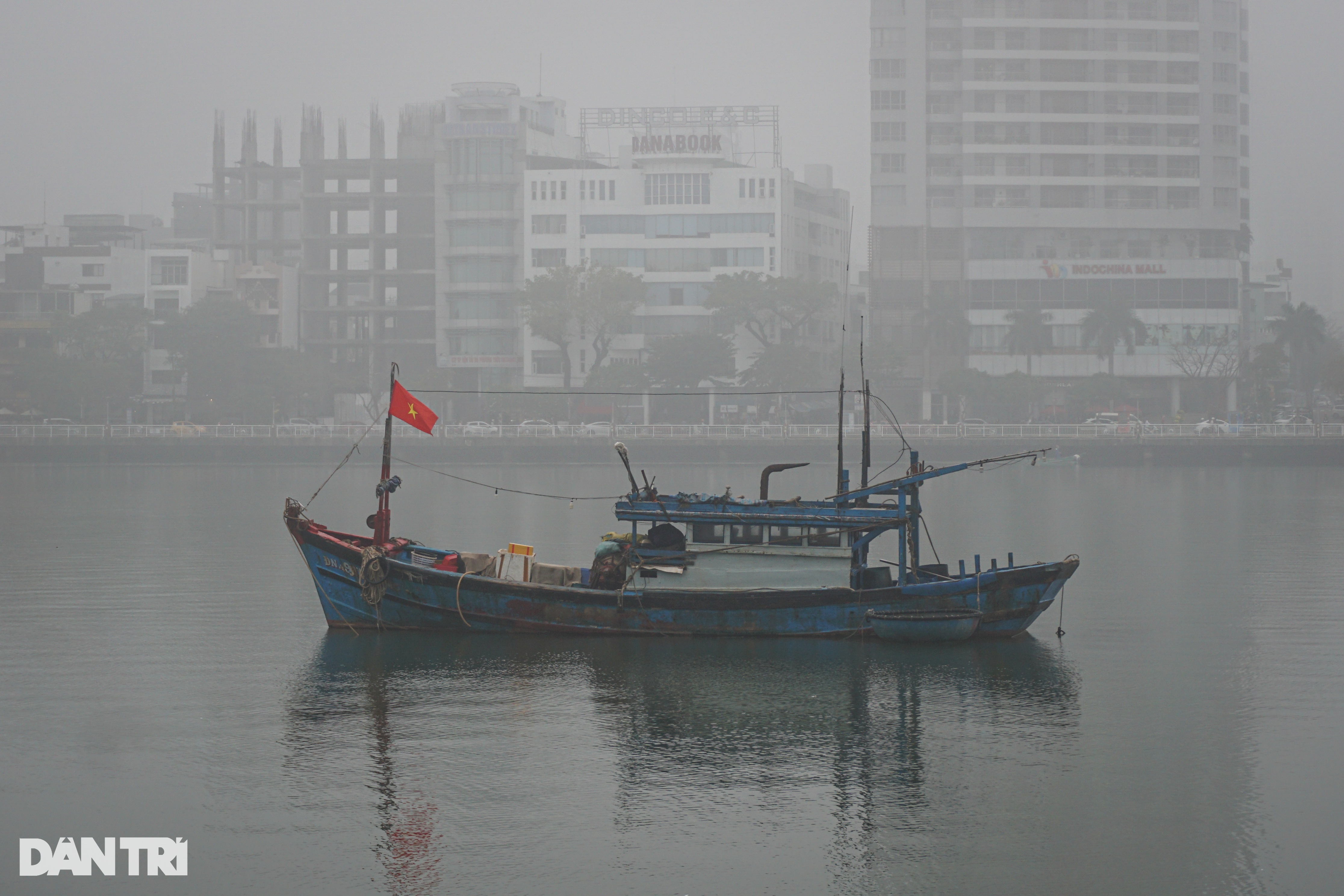 Sương mù bao phủ thành phố Đà Nẵng - 10