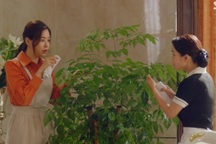 Phim truyền hình Hàn gây bất ngờ với cảnh trò chuyện bằng tiếng Việt